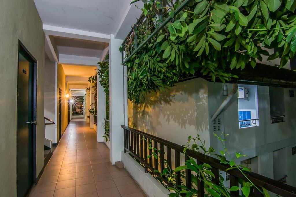 Hotel Sutus Court 4 Pattaya Zewnętrze zdjęcie