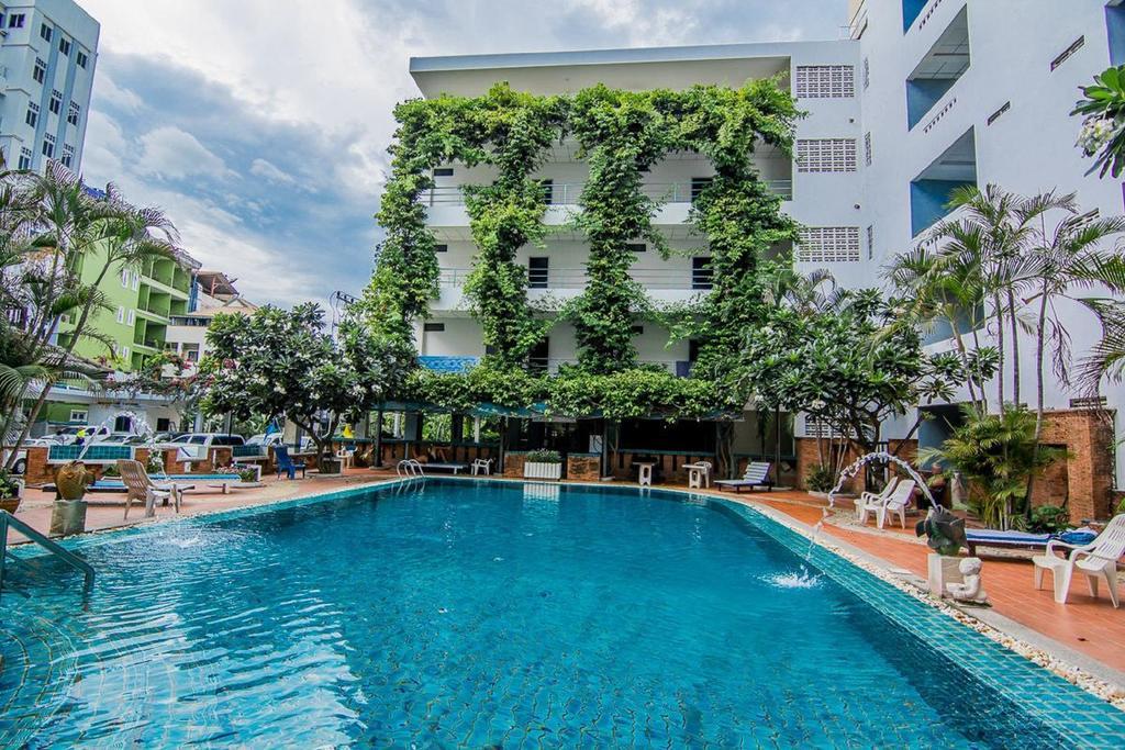 Hotel Sutus Court 4 Pattaya Zewnętrze zdjęcie
